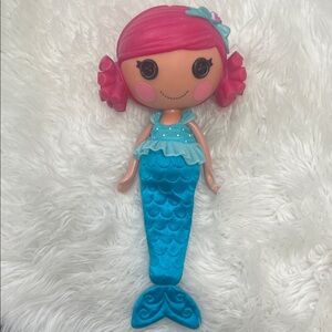 Coral Sea Shells, a character from MGA Entertainment's Lalaloopsy